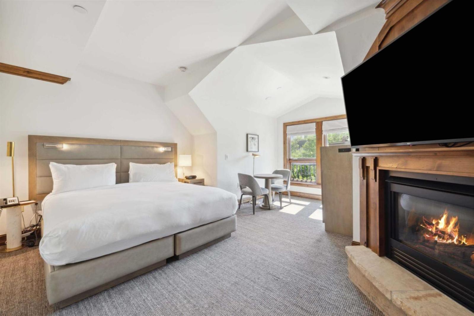 Aspen Mountain Residences, Formerly Grand Hyatt, 2 Bedroom Residence