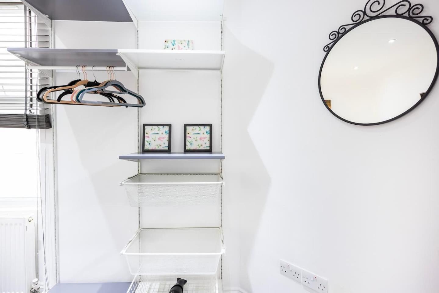 3 BR 3BA Kensington Stay by Plotseeker Sleeps 8