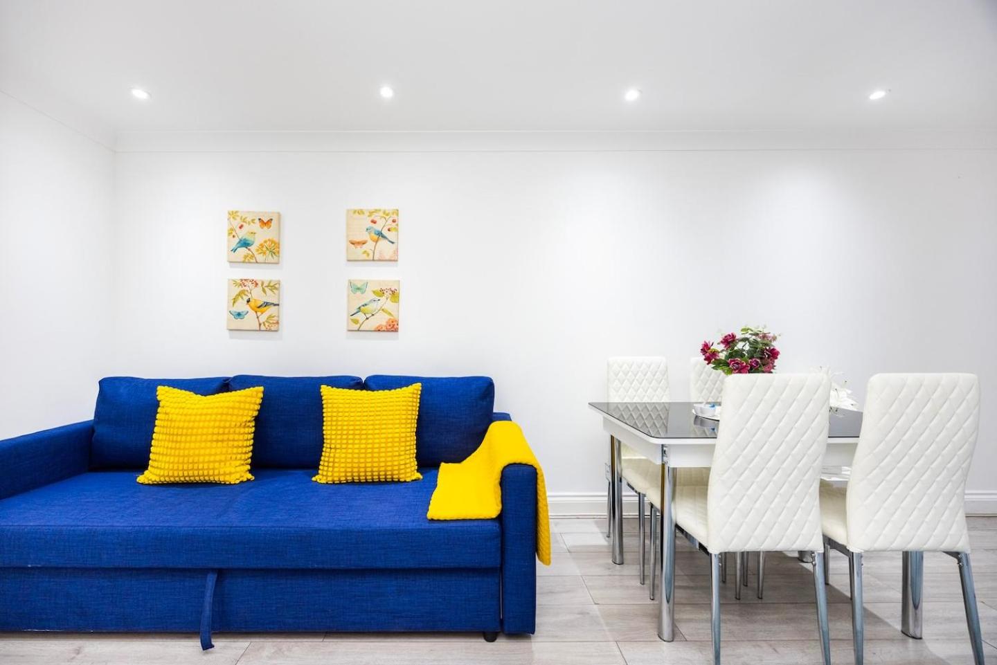 3 BR 3BA Kensington Stay by Plotseeker Sleeps 8