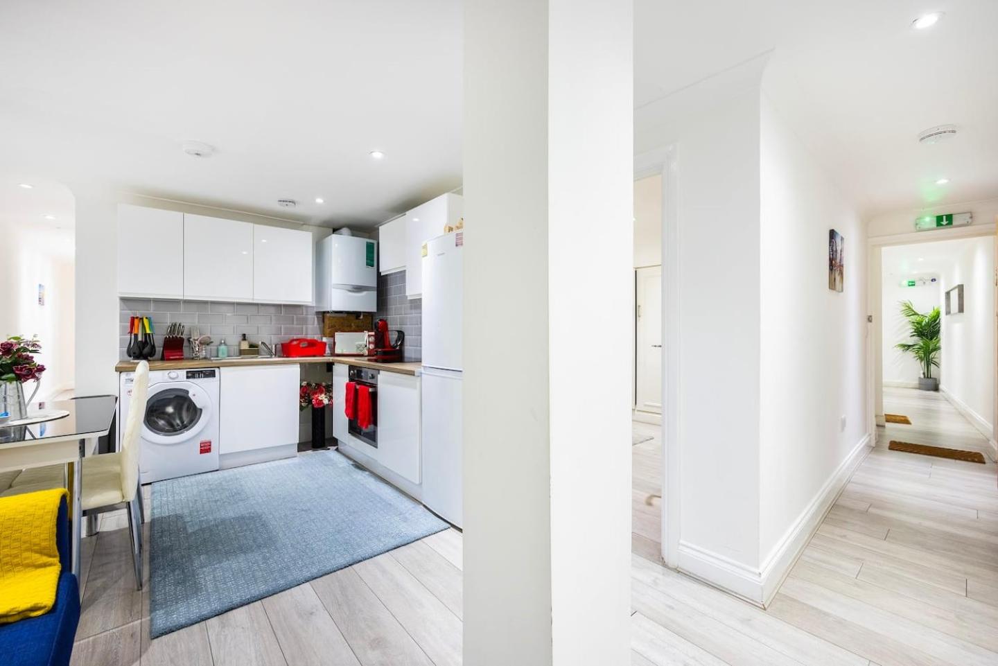 3 BR 3BA Kensington Stay by Plotseeker Sleeps 8