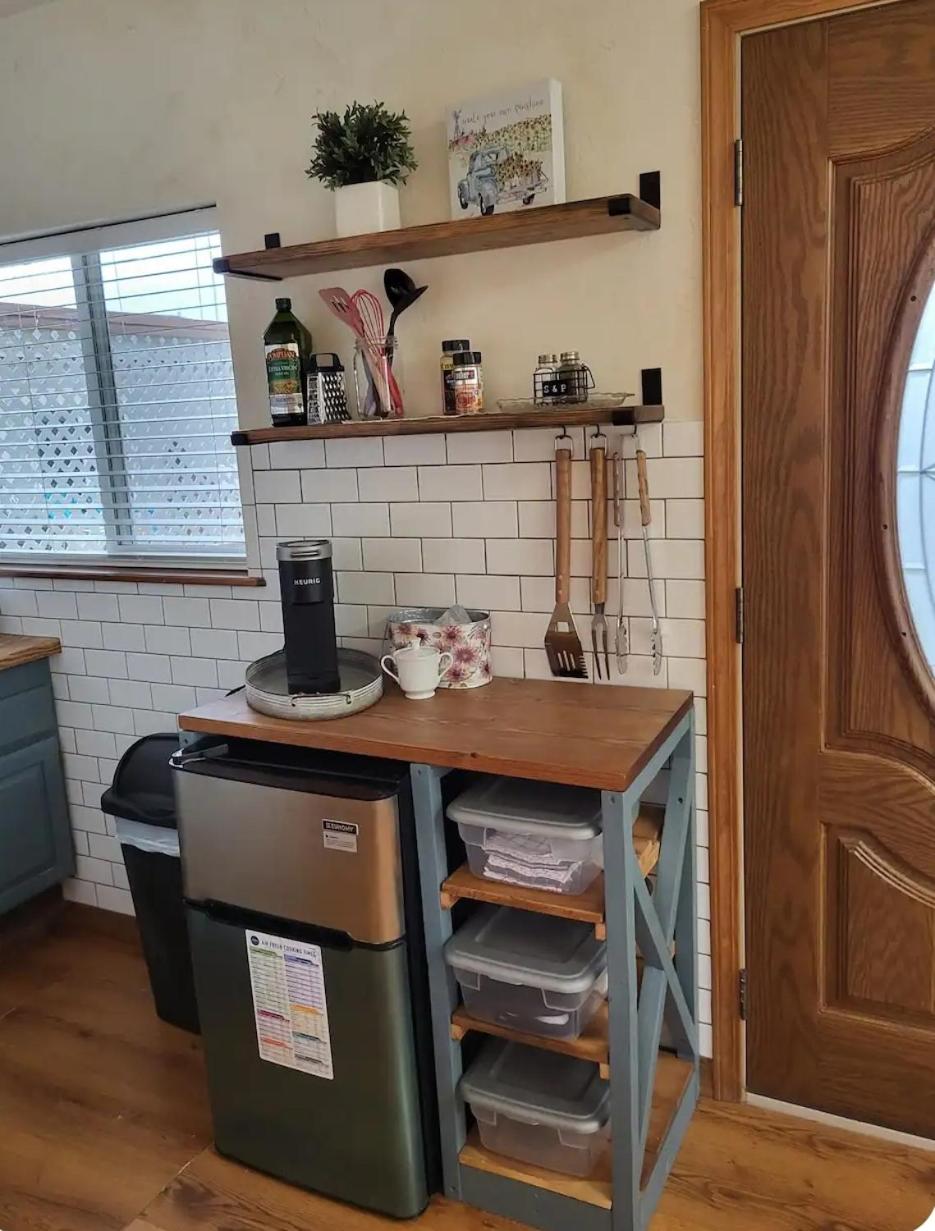 The Cozy Country Orchard Cottage view 4