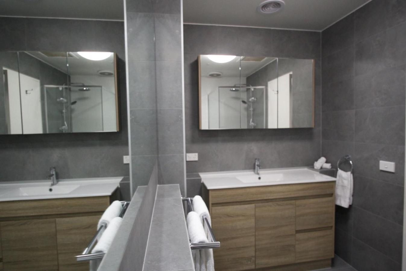 Charming 2-Bedroom, Apartment in Inner Melbourne