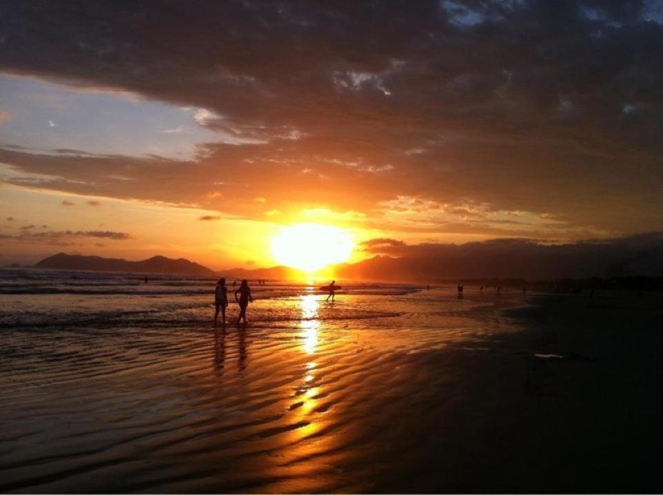 Suite2 a 3 quadras da praia