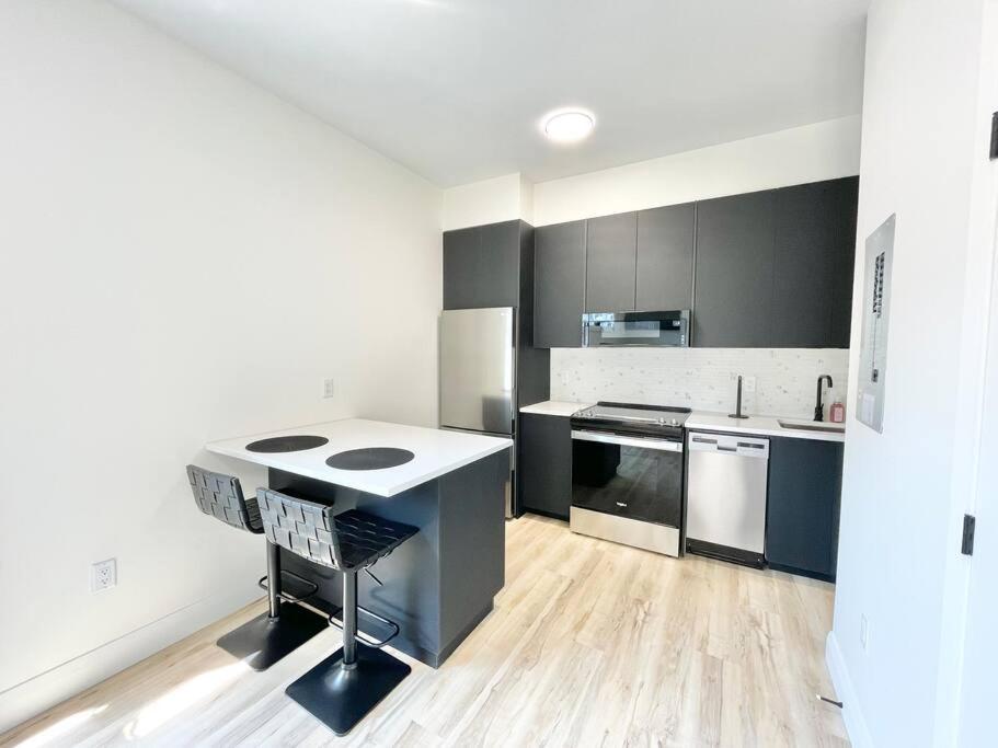 Charming 1 Bed Apt in Prime Westboro
