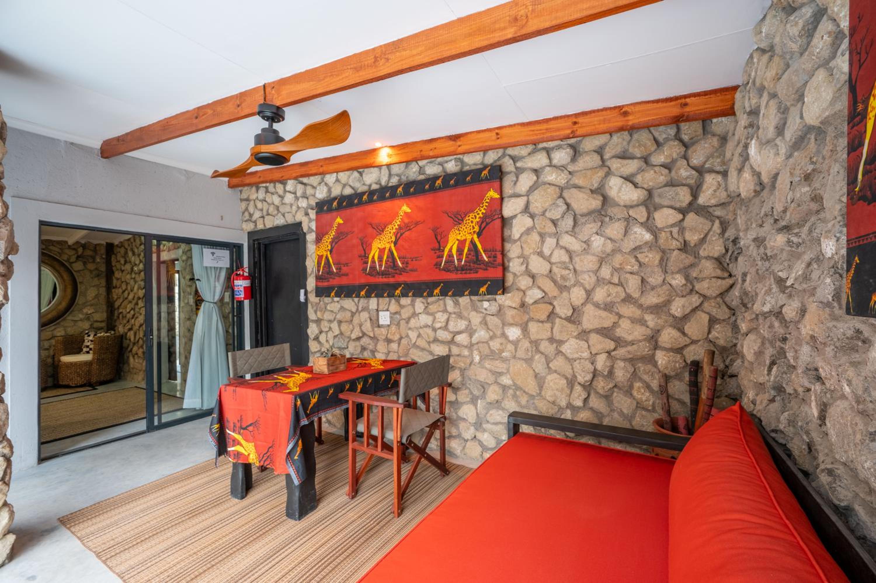 Foxy Crocodile Bush Lodge & Kruger Safaris
