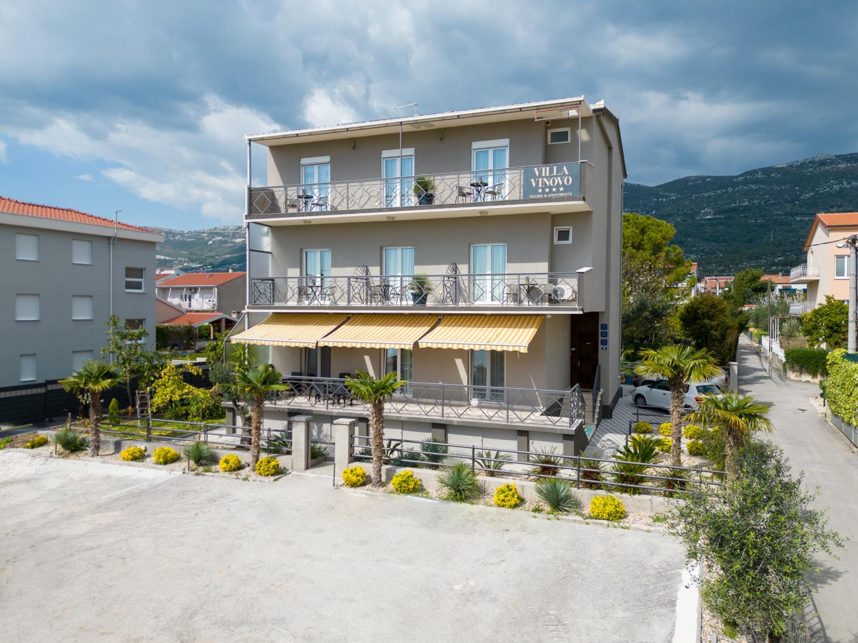 Double bed room with private bathroom and balcony