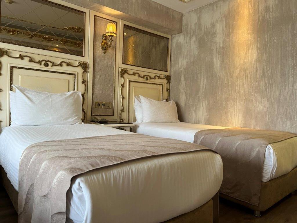 Hotel Buyuk Hamit becomes Buyuk Hamit Otel. - Image 41