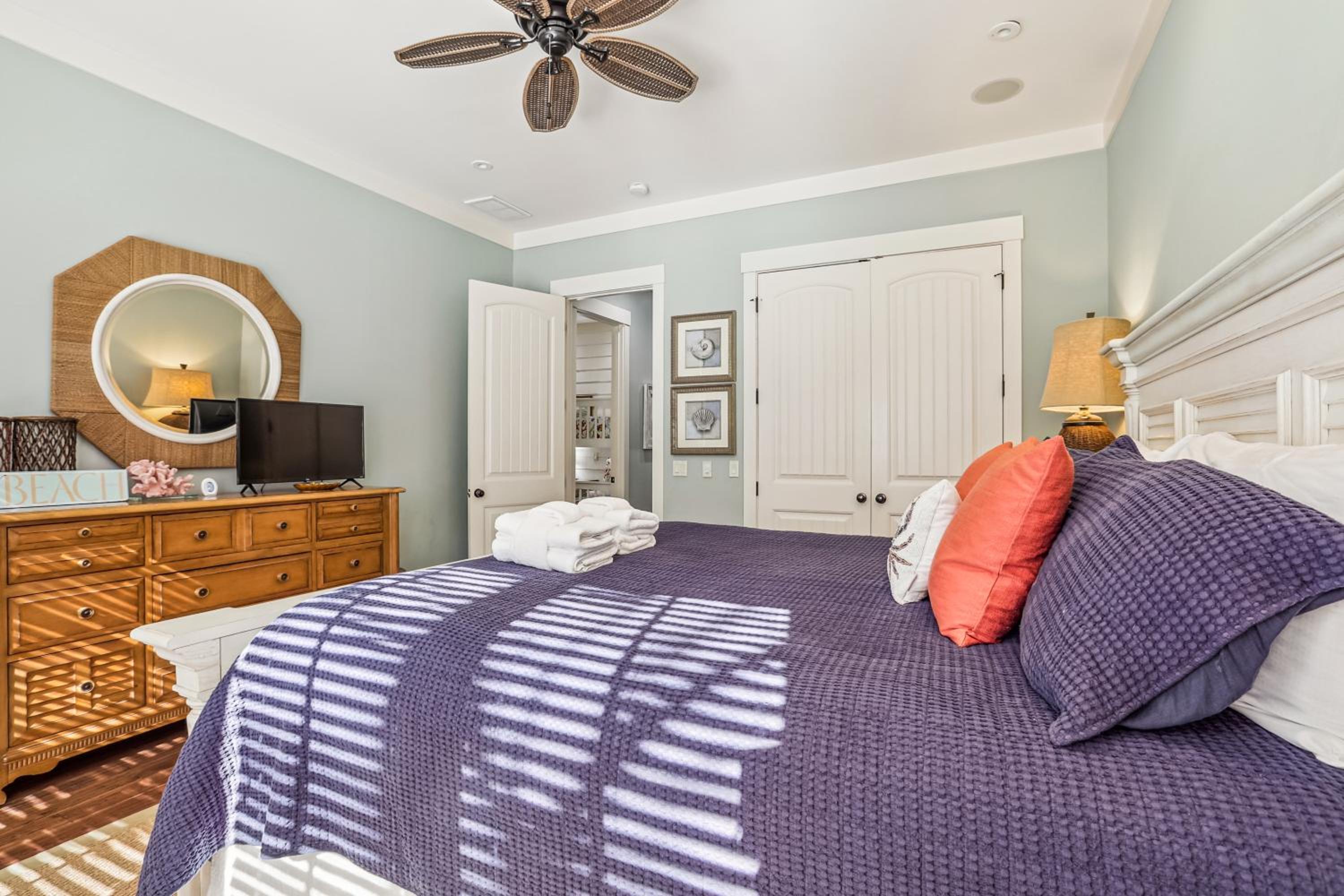 27 Corine Lane- Near Ocean Home with Pool, Seasonal Beach Shuttle! FREE Activities Included