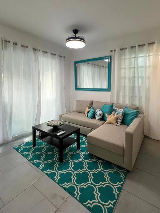 A private cozy-beach apartment in Dominicus