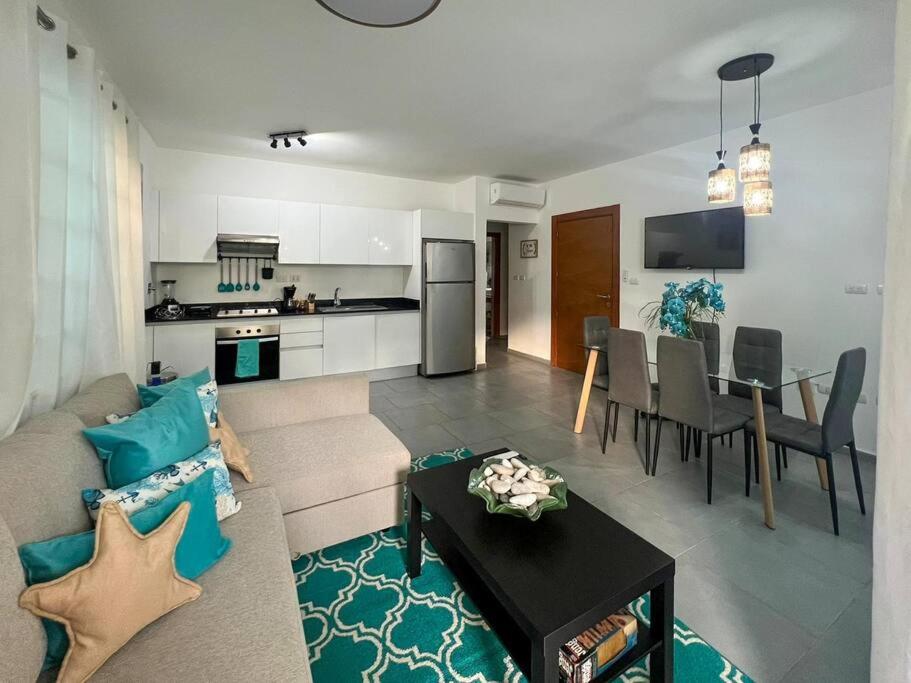 A private cozy-beach apartment in Dominicus