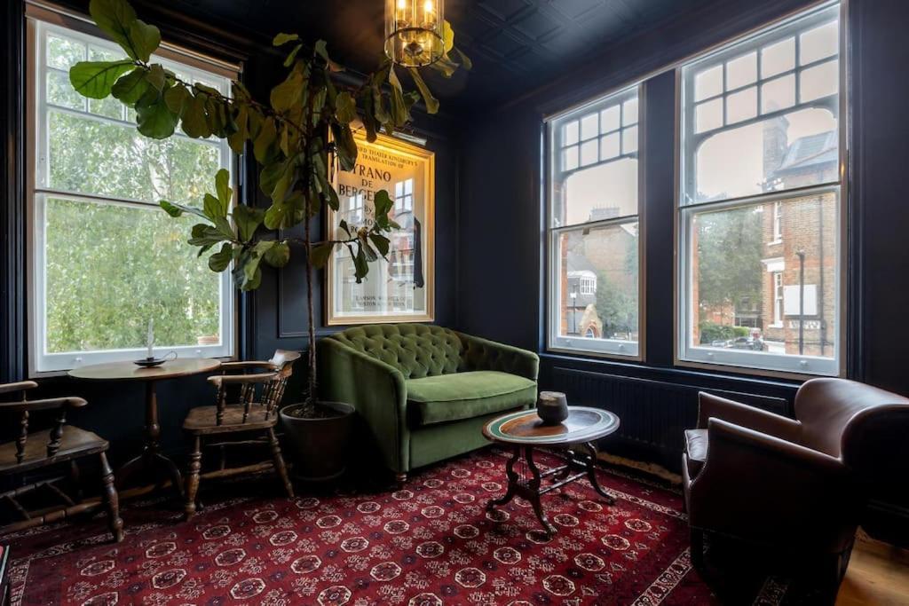 lounge
