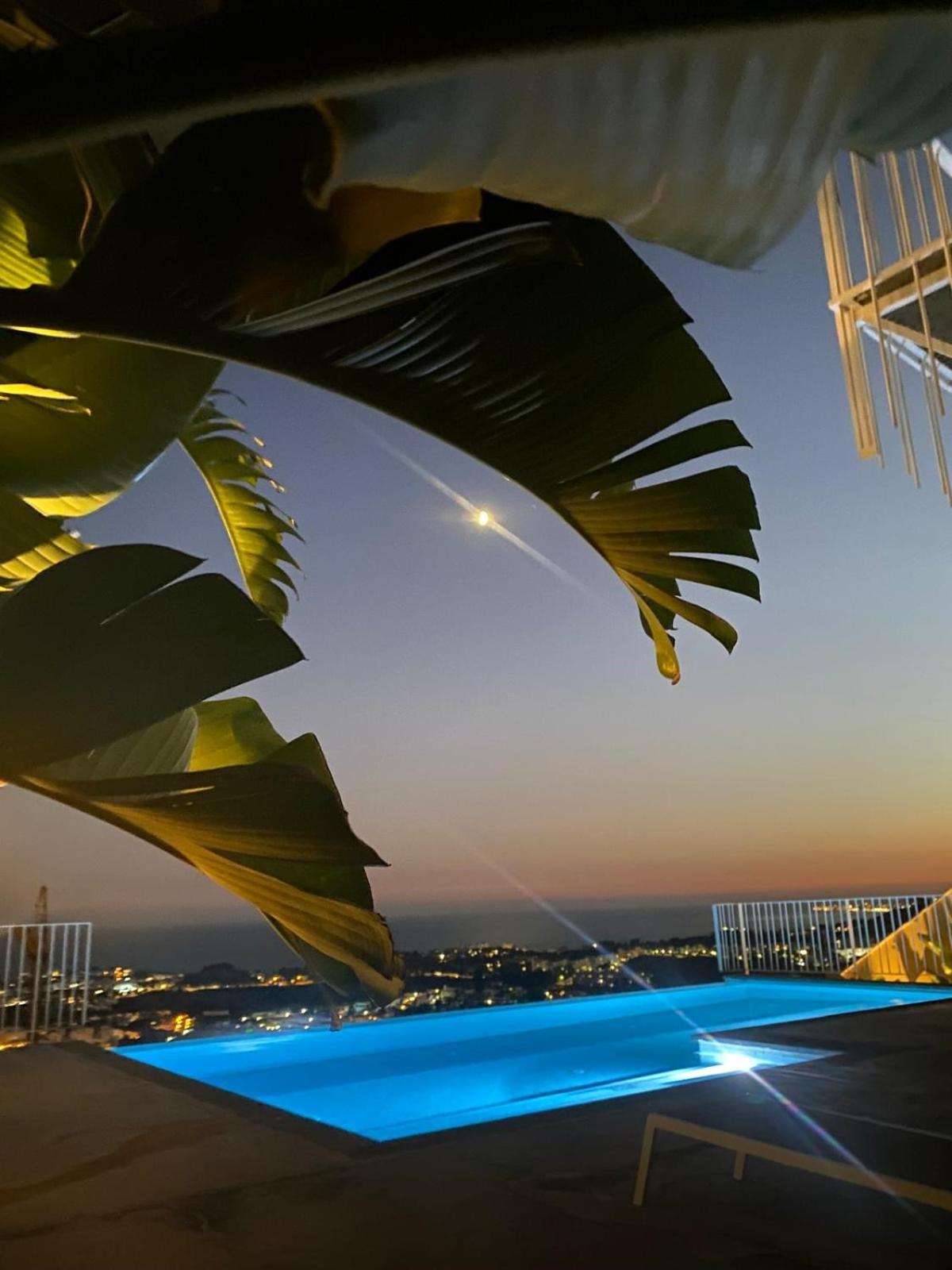 Spacious villa with great views!