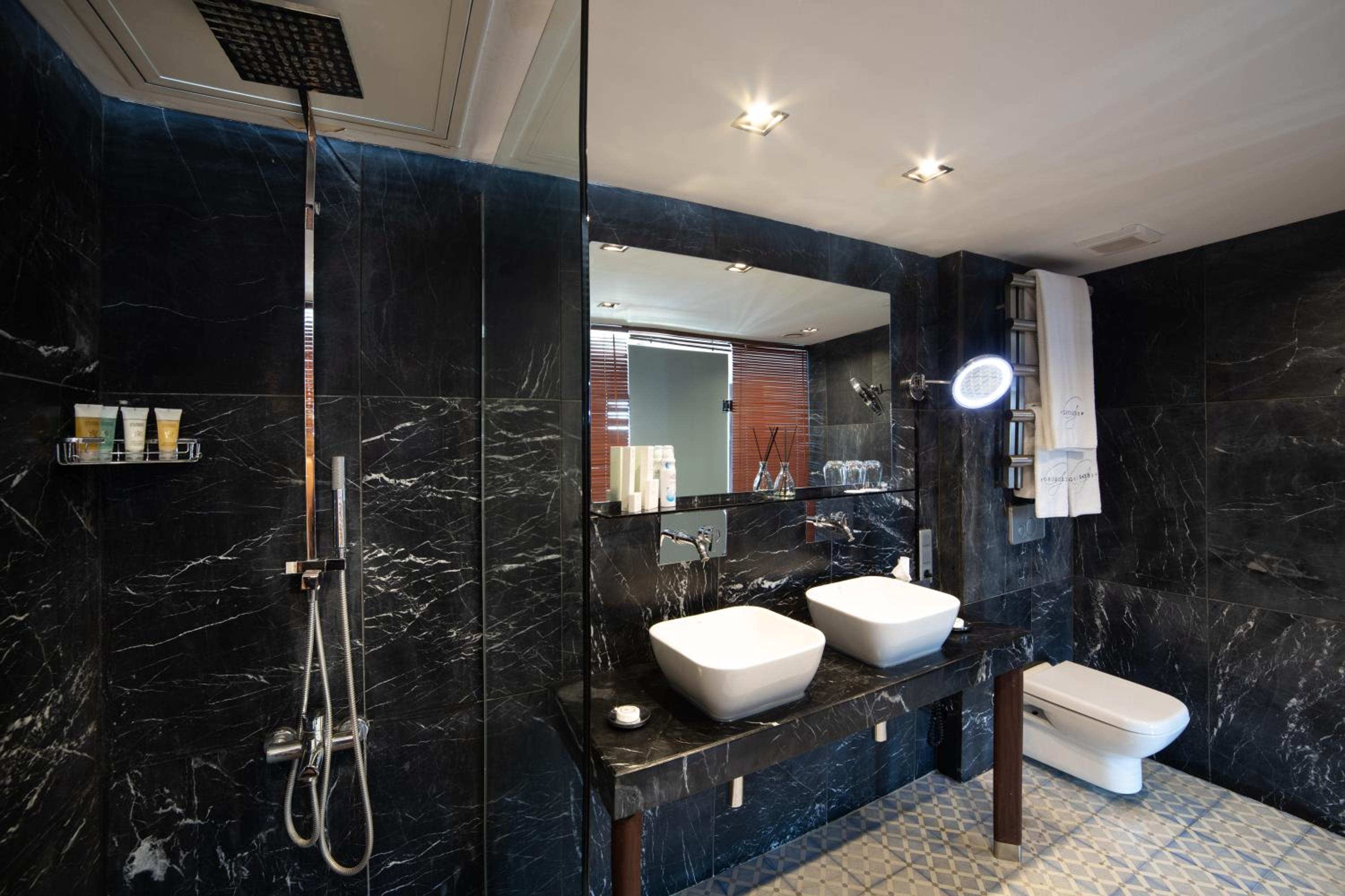 Georges Otel Galata - Image 97