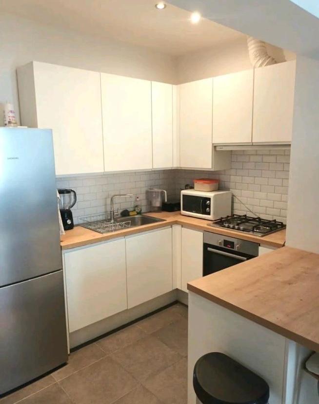 Beautiful 2 bedroom apartment in Place Flagey bxl