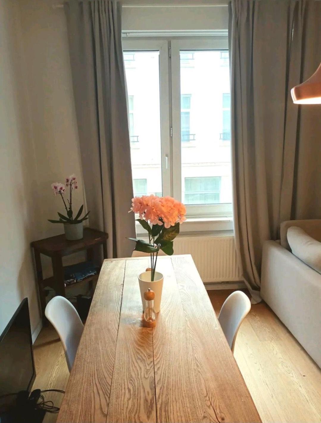 Beautiful 2 bedroom apartment in Place Flagey bxl