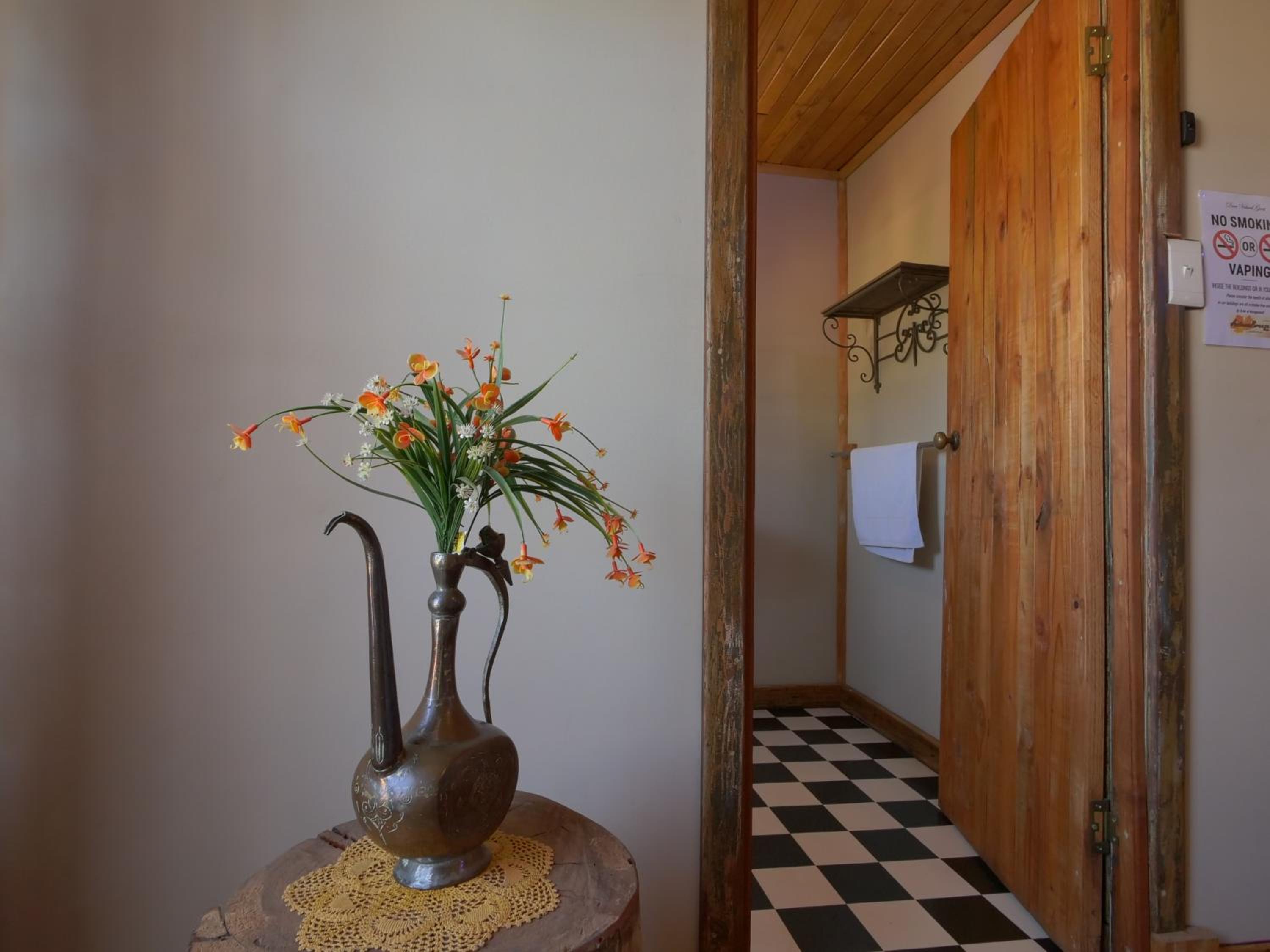 Autumn Breeze Manor Guest House