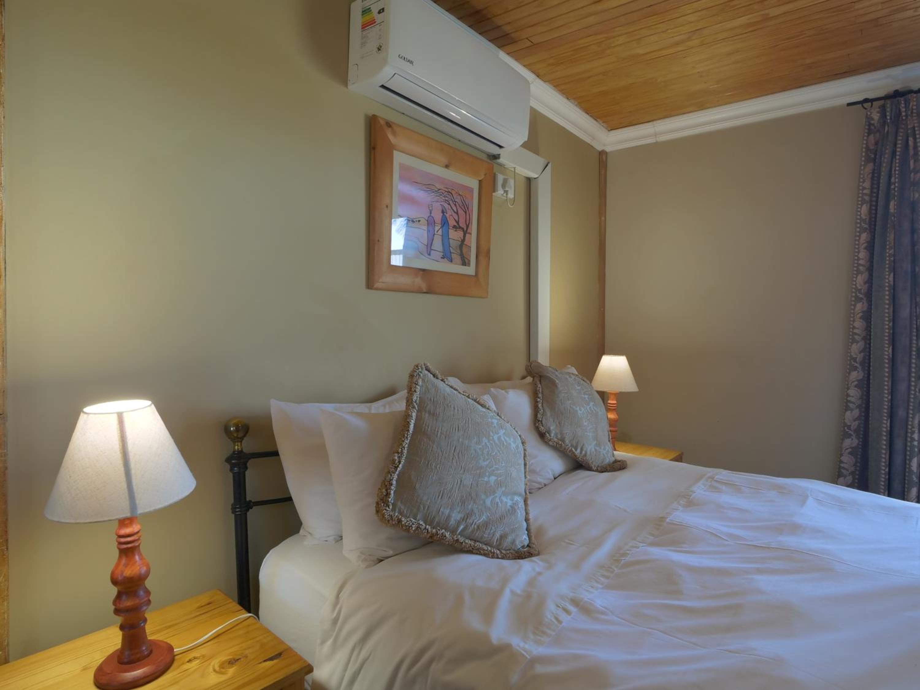 Autumn Breeze Manor Guest House