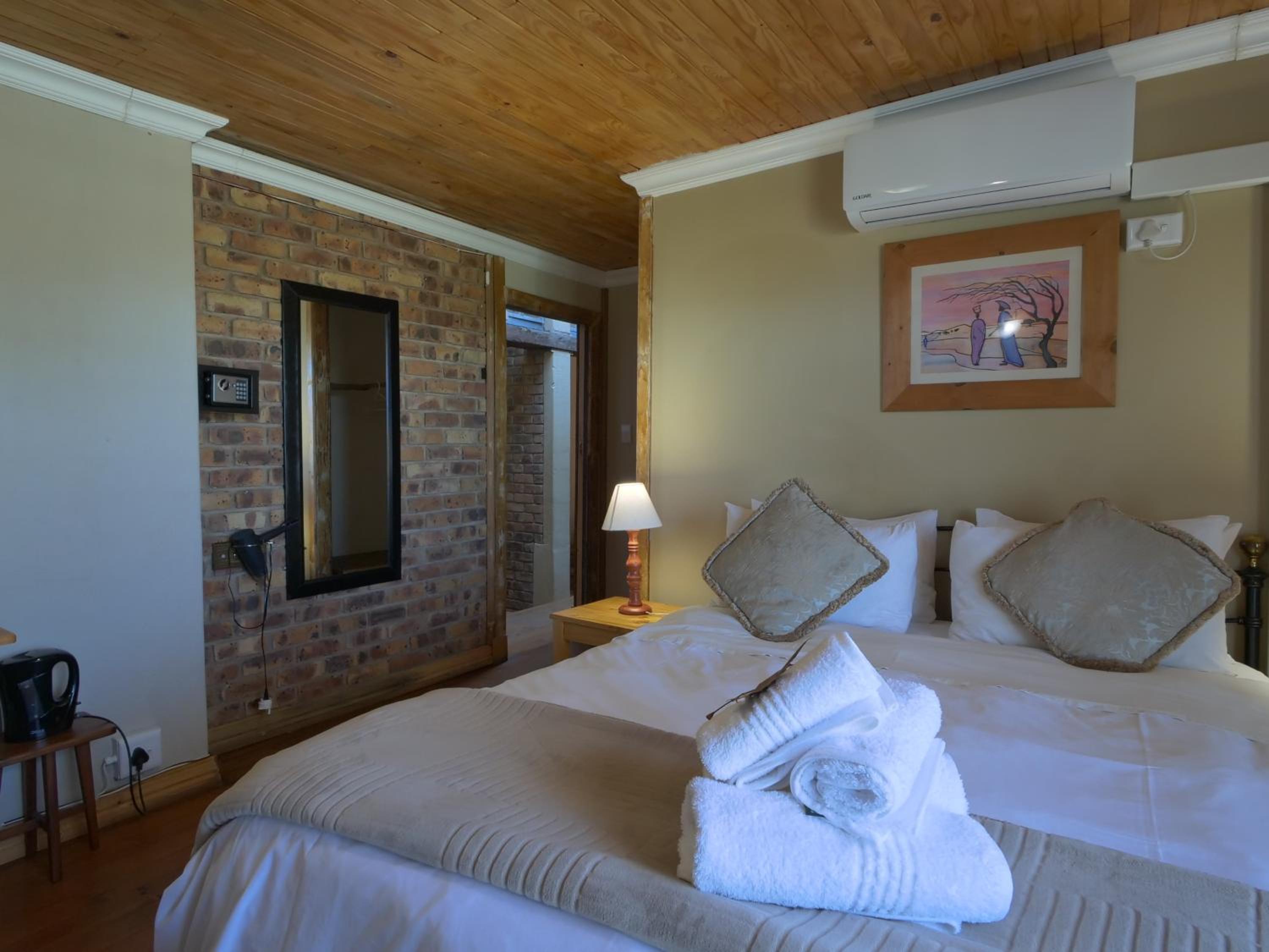 Autumn Breeze Manor Guest House