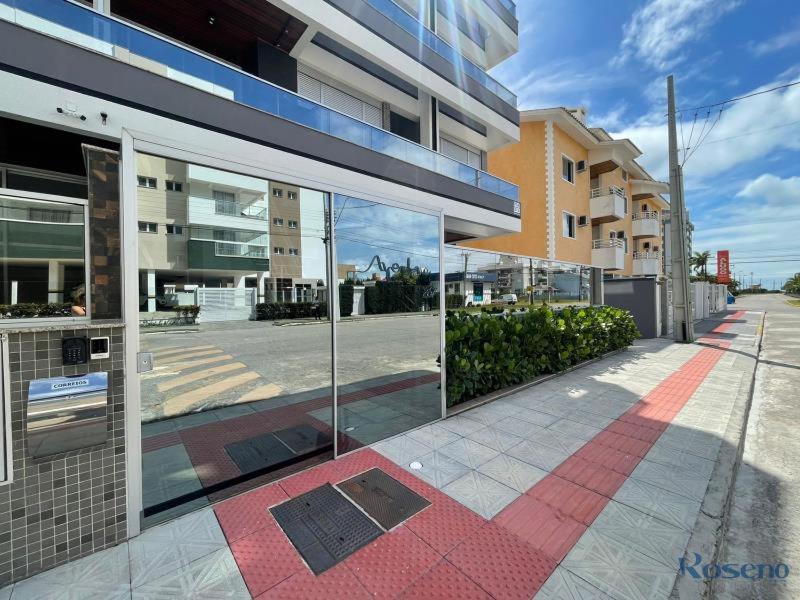 Cód 66 - Excelente apartamento á 350 do mar