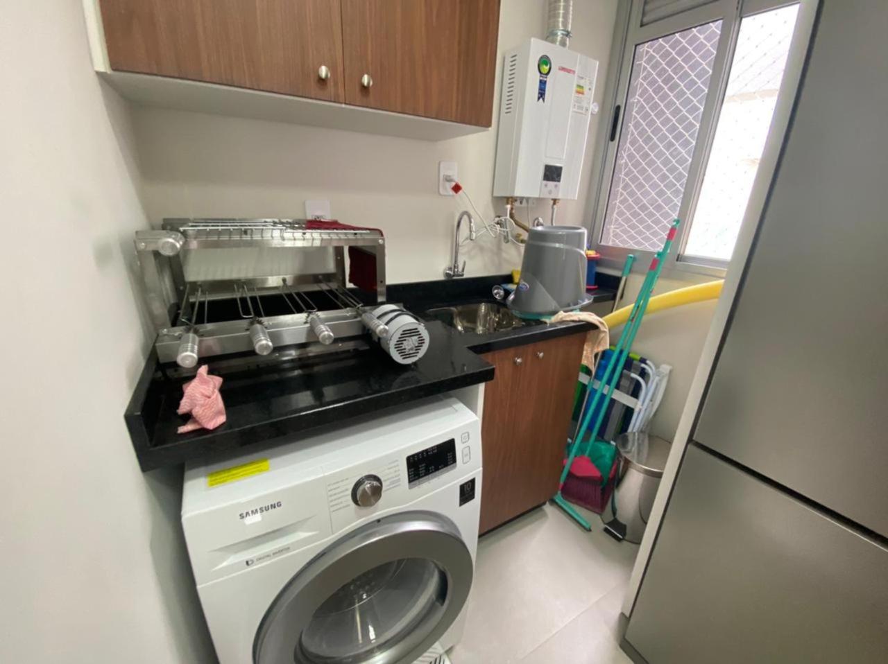 Cód 66 - Excelente apartamento á 350 do mar