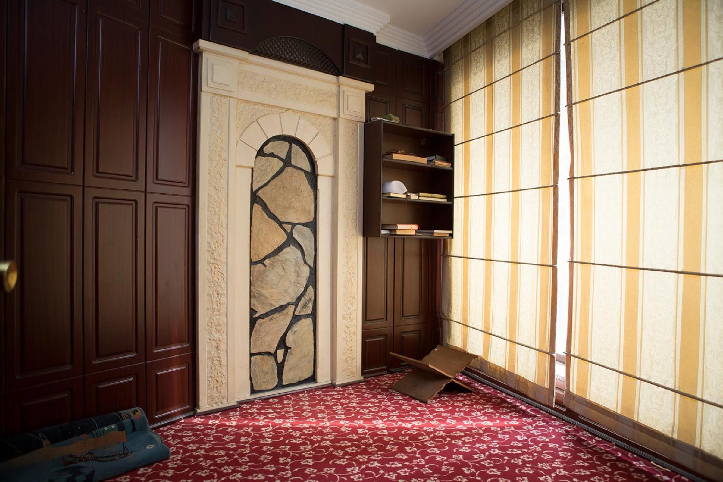 Hotel Buyuk Hamit becomes Buyuk Hamit Otel. - Image 47