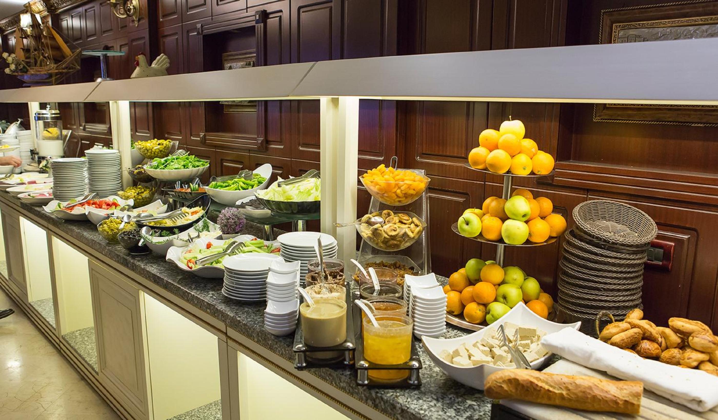 Hotel Buyuk Hamit becomes Buyuk Hamit Otel. - Image 48