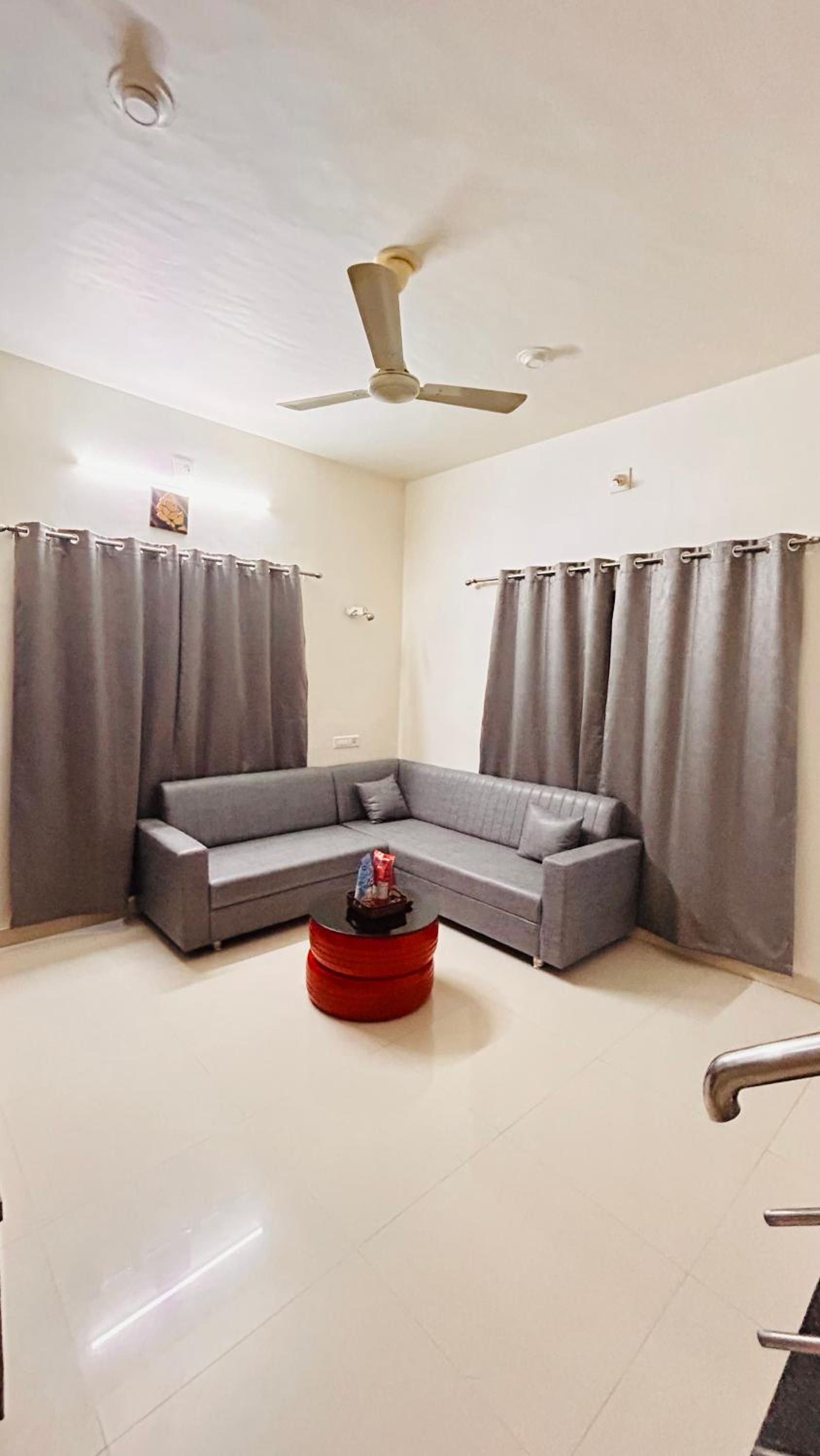 Bungalow in midst of Greenery view 2