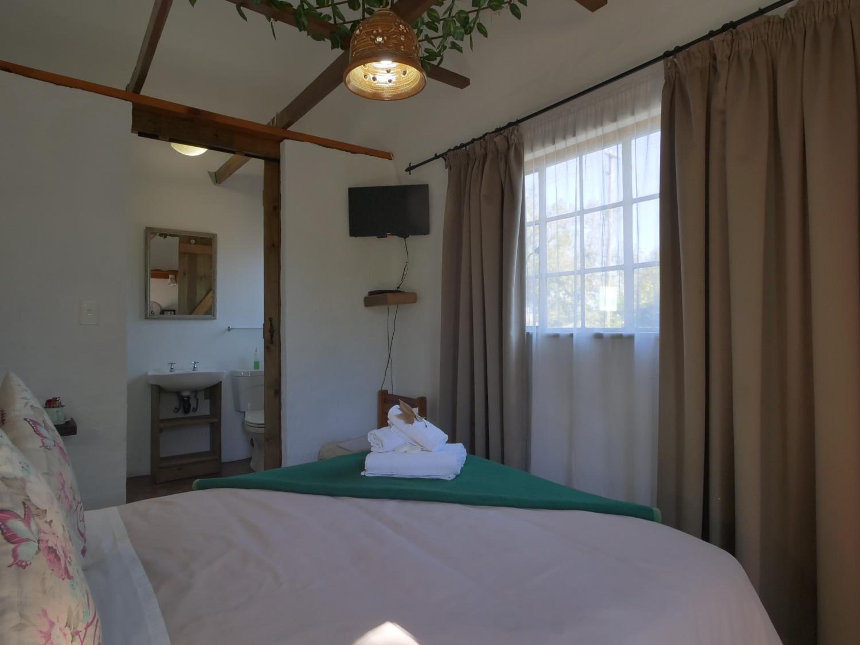 Autumn Breeze Manor Guest House