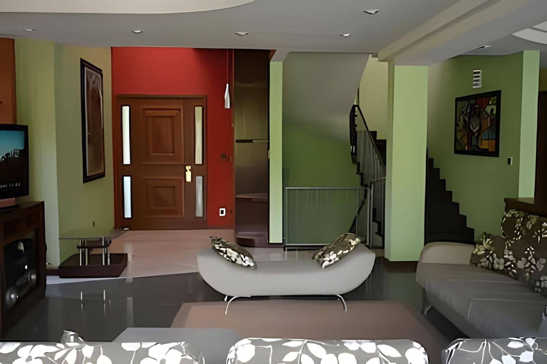 Recanto com Piscina, Gourmet, Lareira e Playground