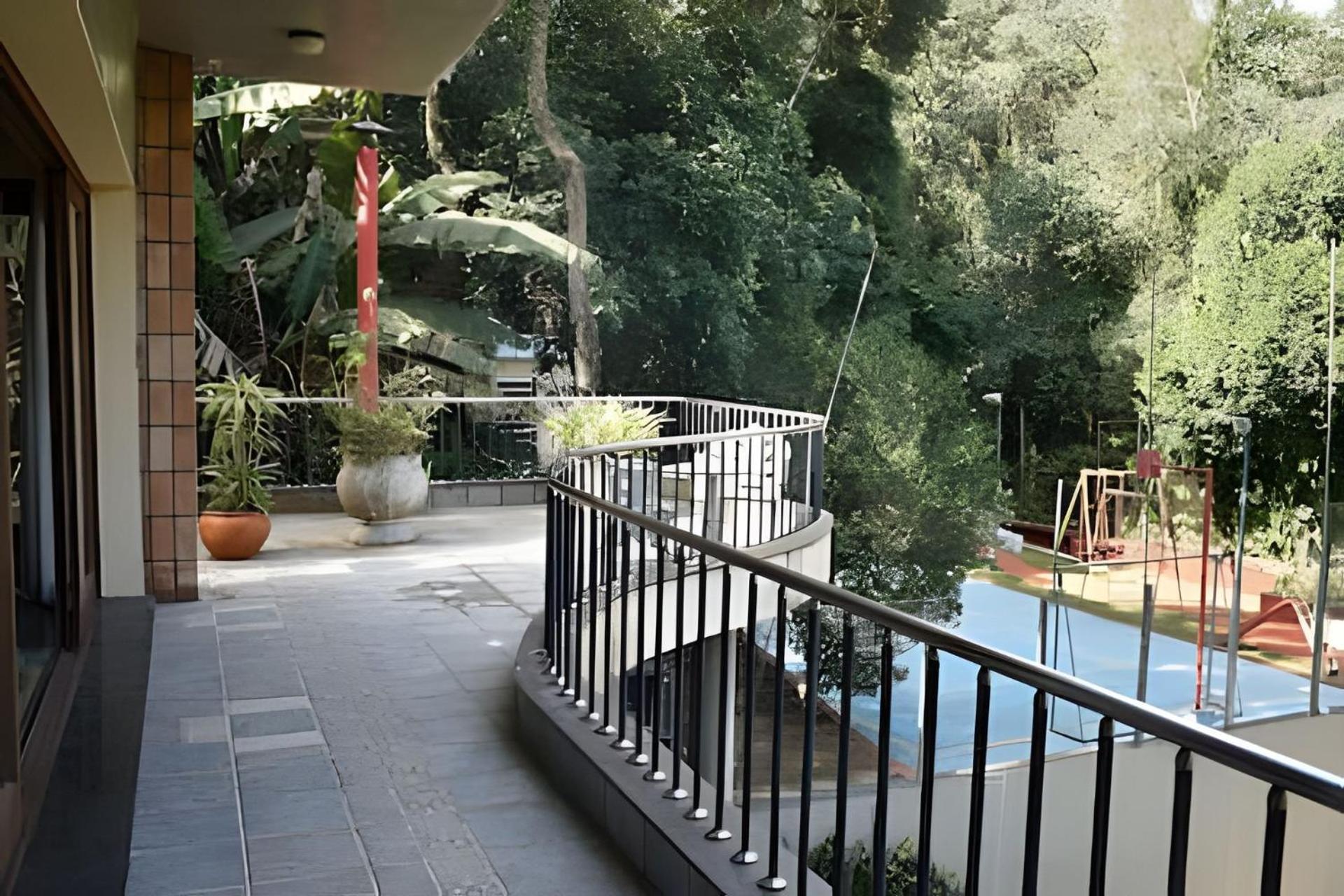 Recanto com Piscina, Gourmet, Lareira e Playground