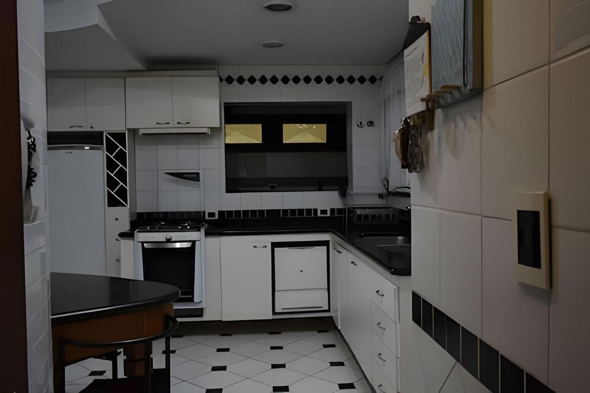 Recanto com Piscina, Gourmet, Lareira e Playground