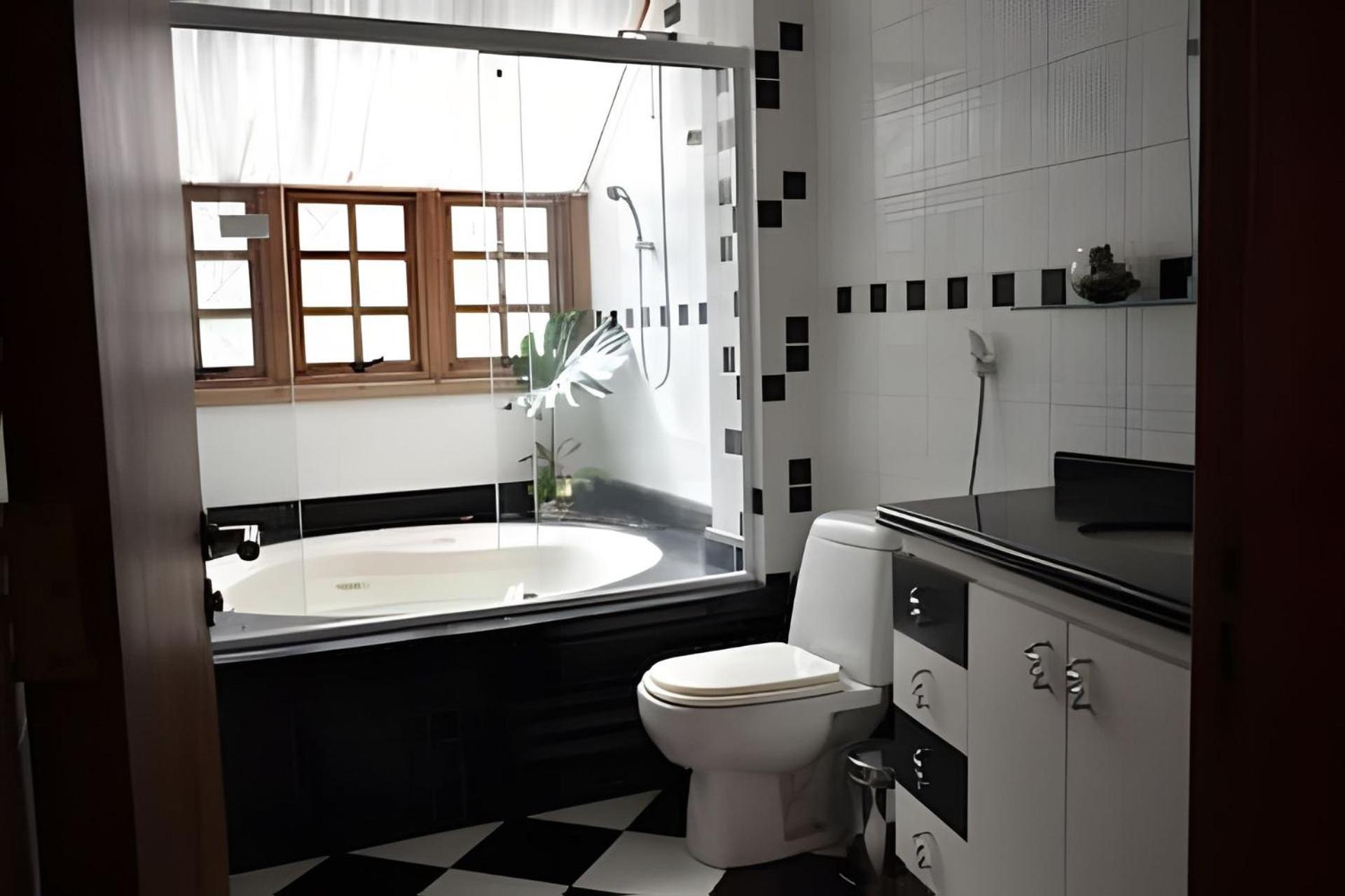 Recanto com Piscina, Gourmet, Lareira e Playground