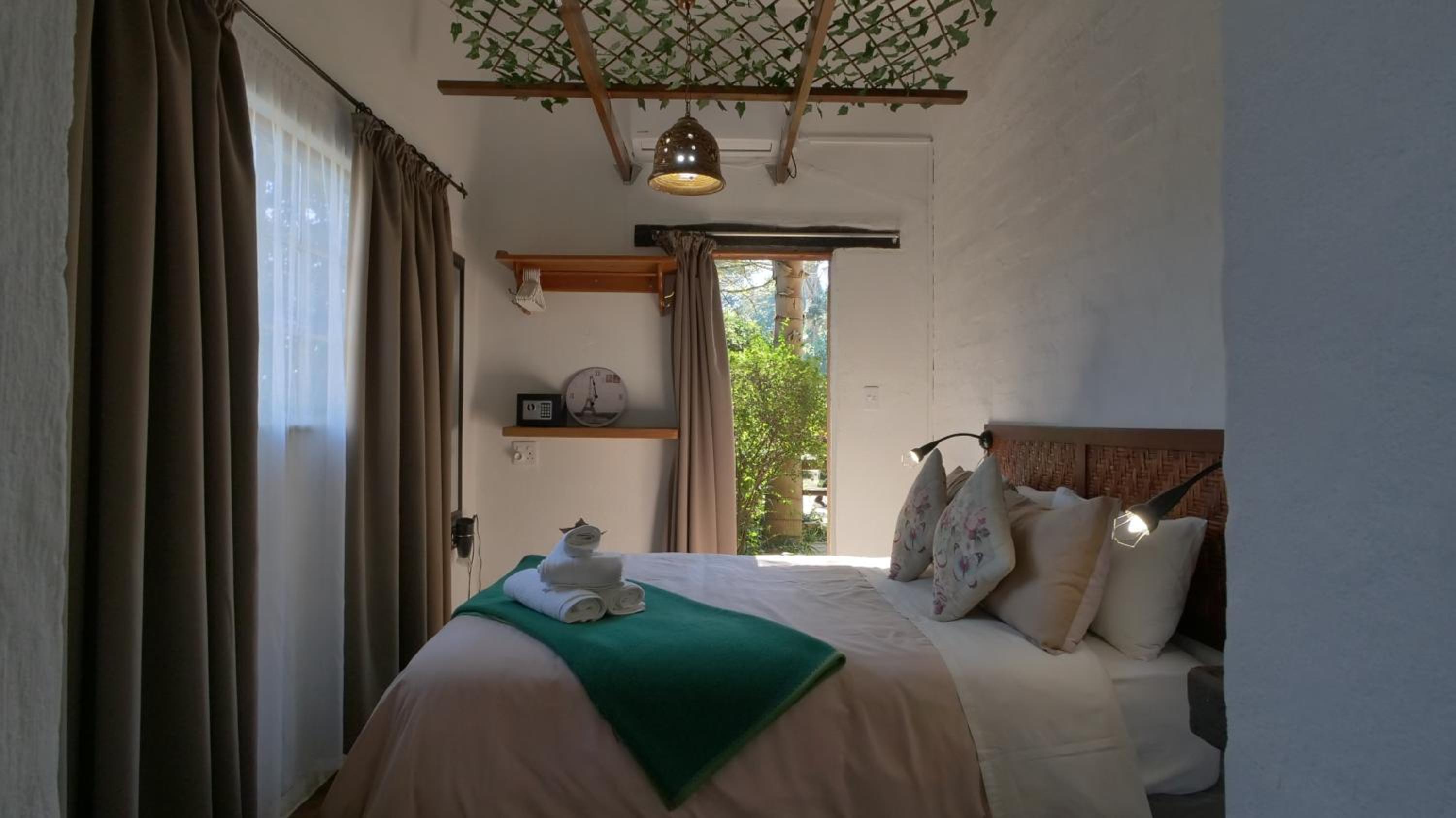 Autumn Breeze Manor Guest House