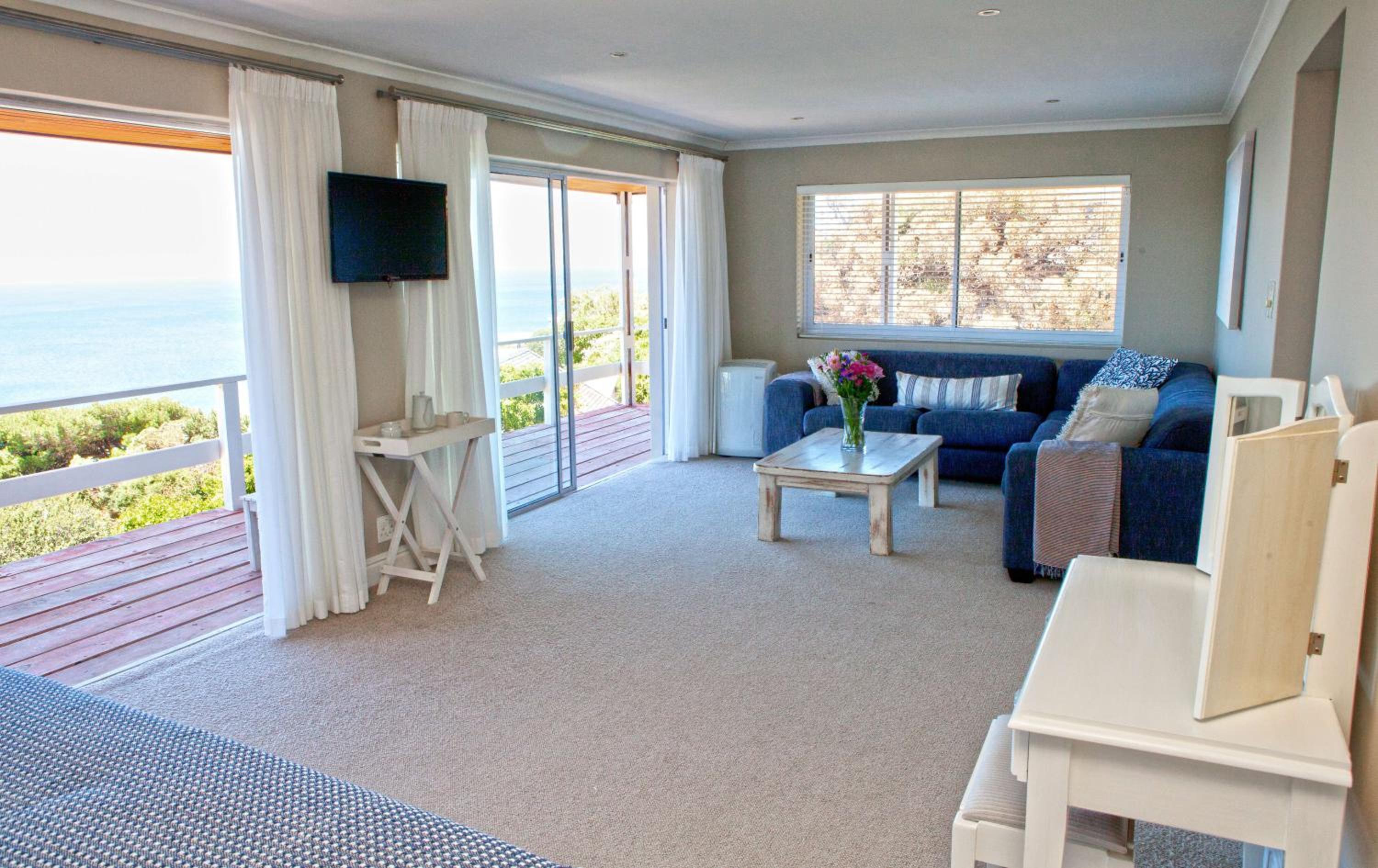 Seabreeze Luxury Two Bedroom Self Catering Penthouse