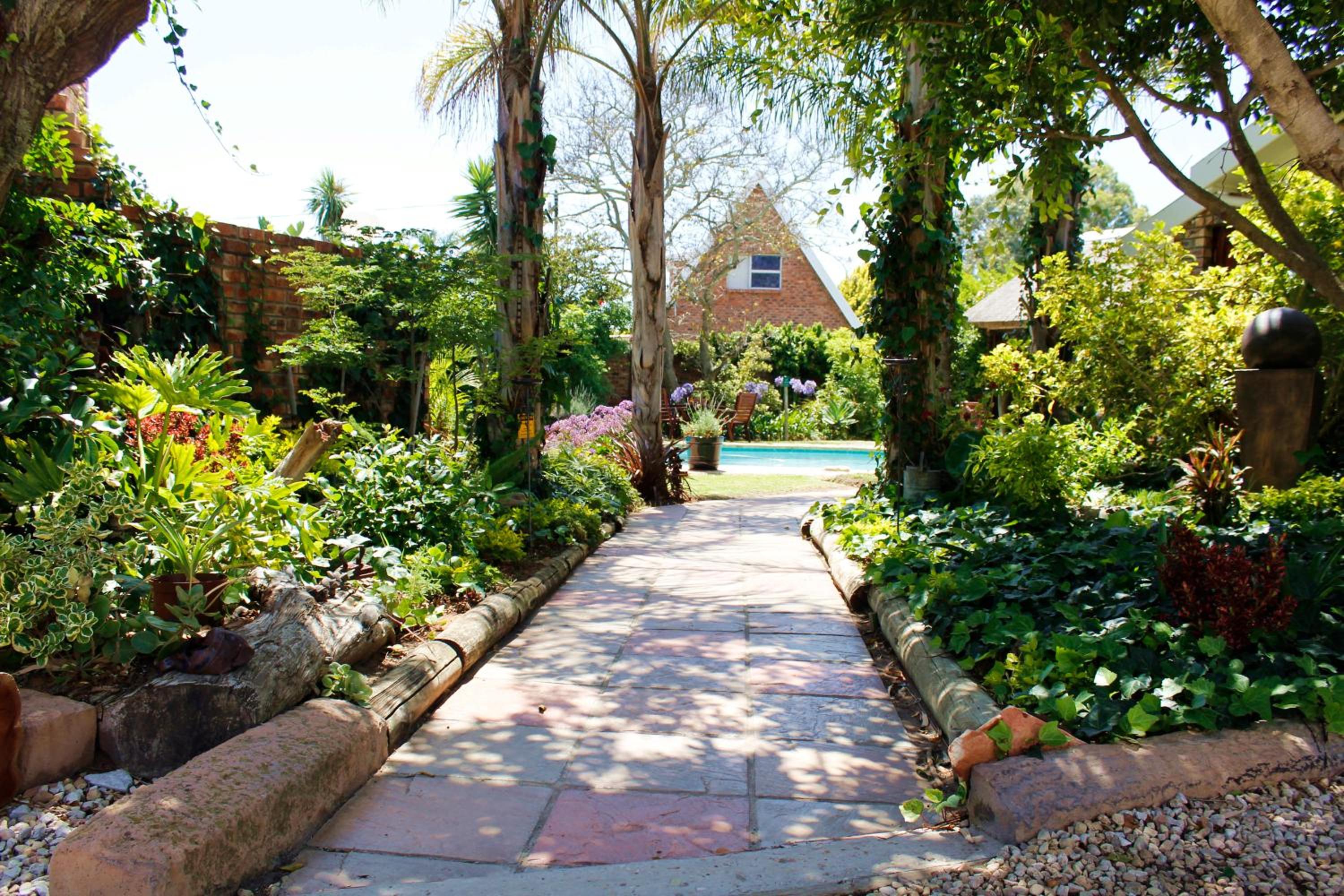 Amani Guest Lodge