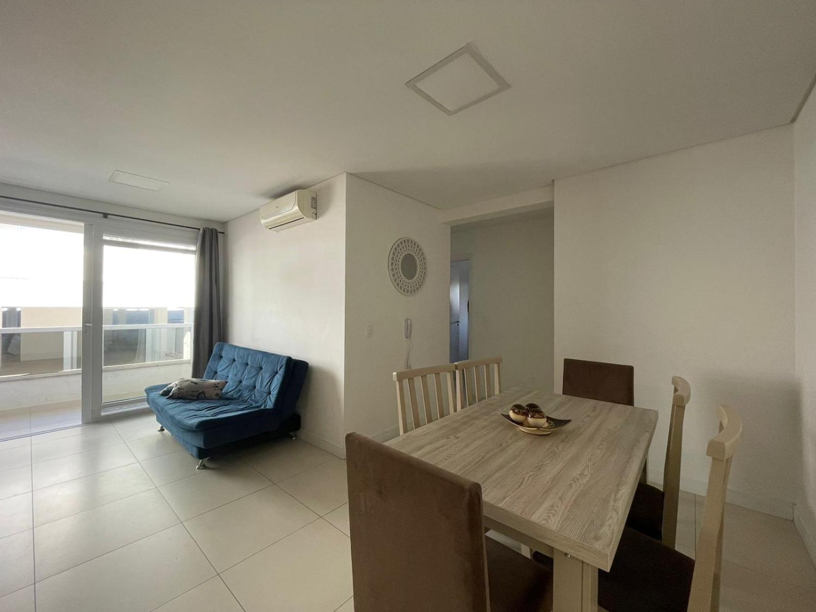 Apartamento dois quartos, condomínio Espelho Das Águas
