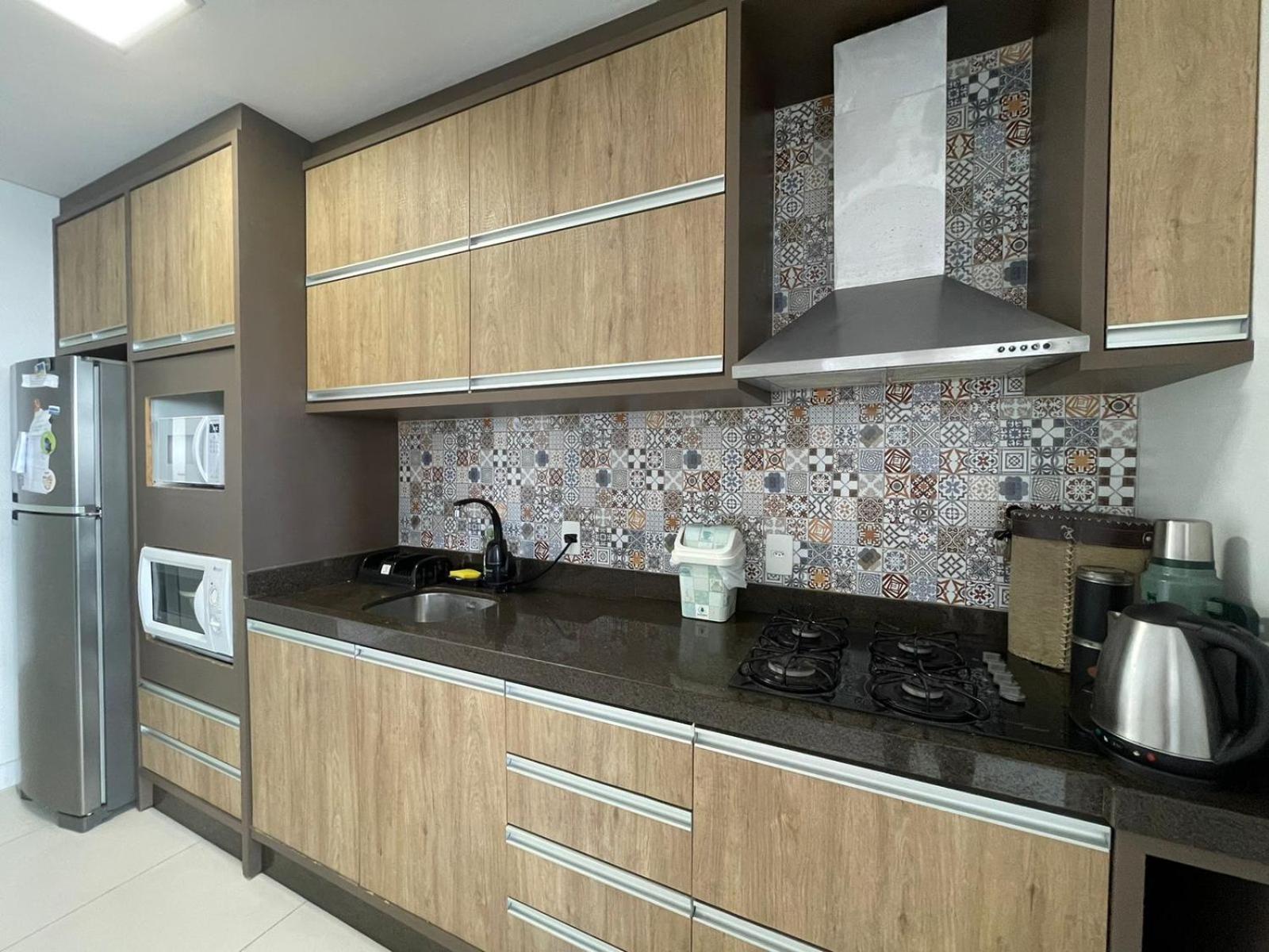 Apartamento dois quartos, condomínio Espelho Das Águas