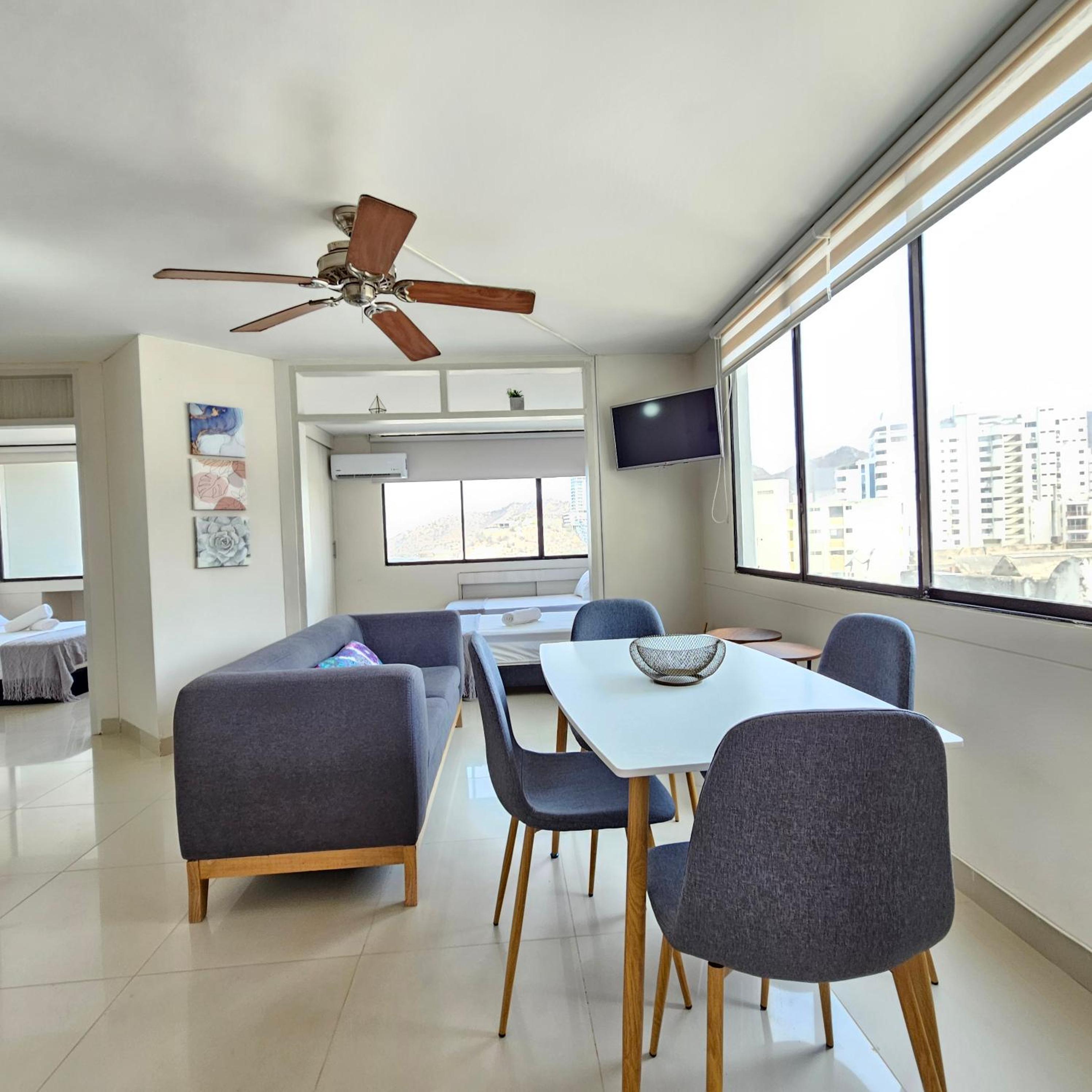 Apartamento justo frente a la playa en El Rodadero