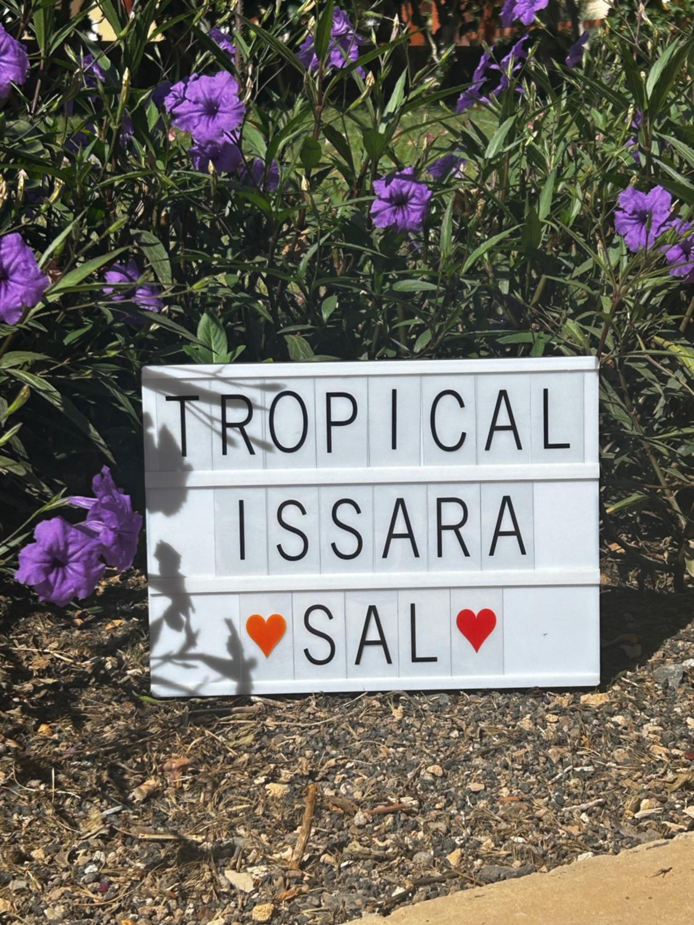 Tropical Issara Sal