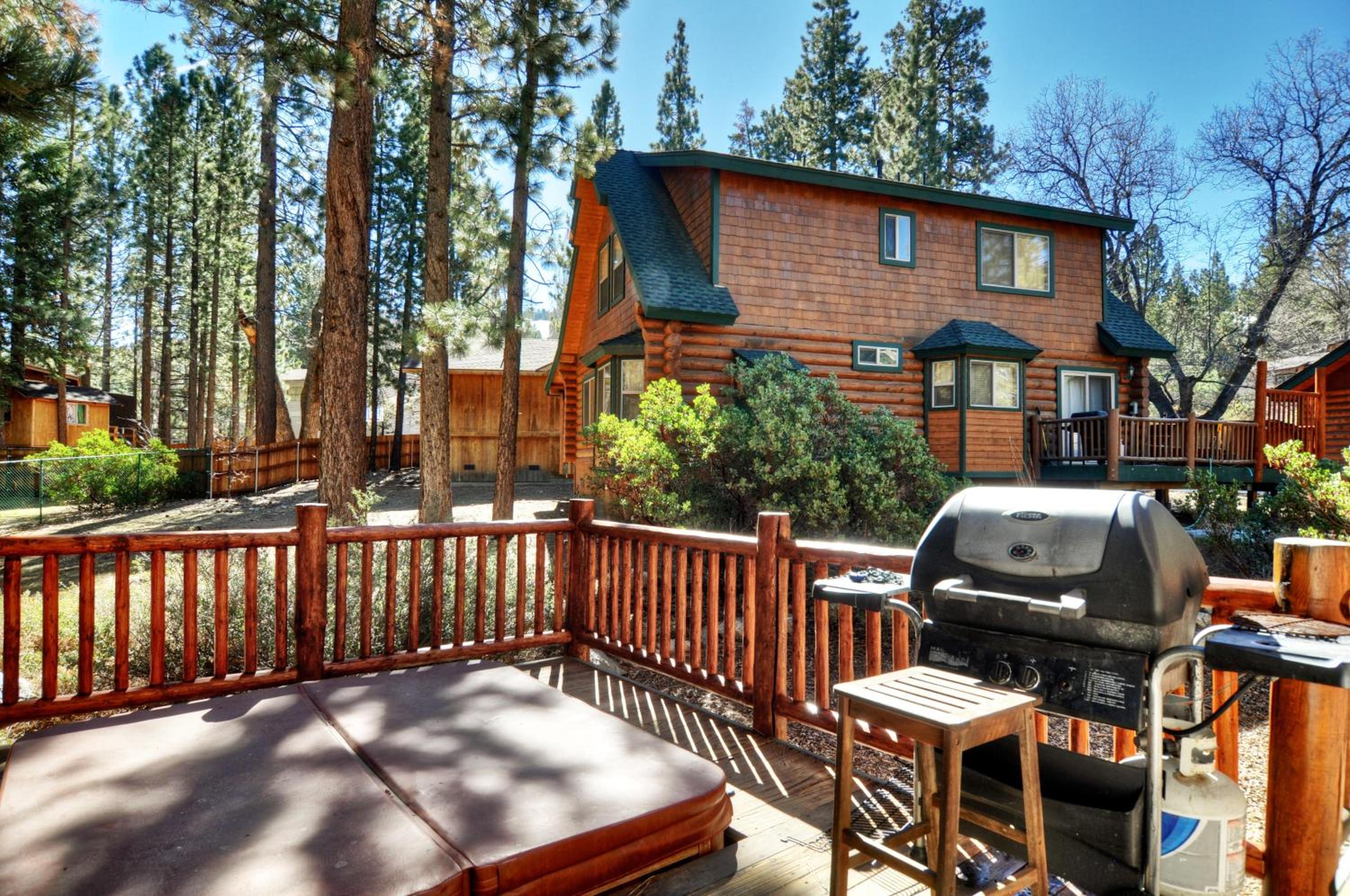 No. 16 Pine Lodge Outdoor Spa