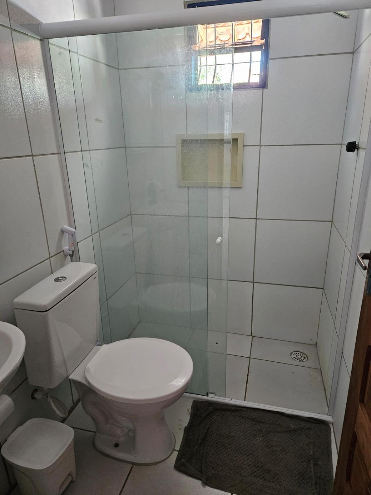 Aconchegante casa perto da praia da Enseada dos Golfinhos OBS não é Jaguaribe