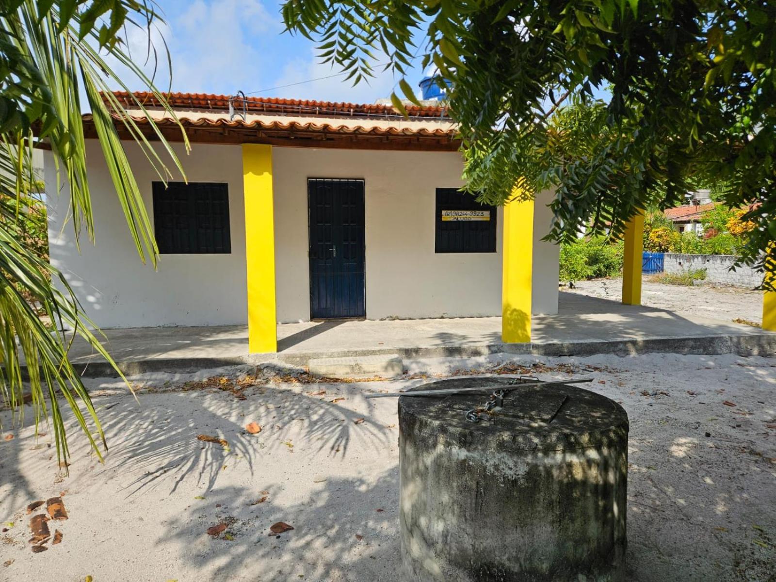 Aconchegante casa perto da praia da Enseada dos Golfinhos OBS não é Jaguaribe