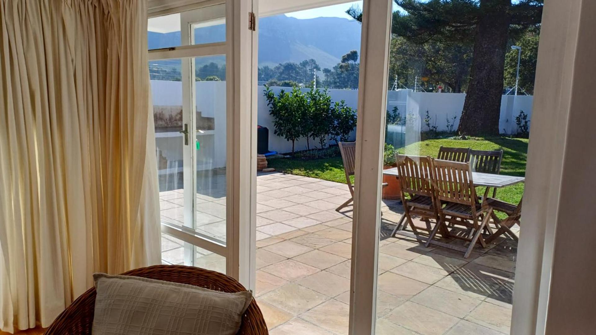 Eastcliff Family Home view 5