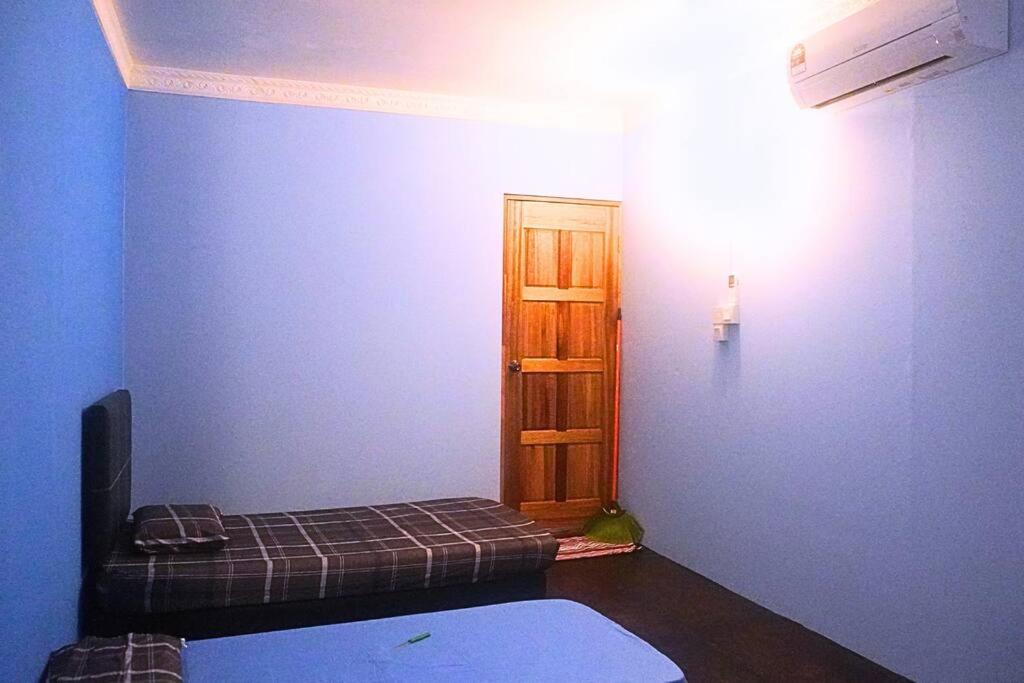 Kiansom Homestay - Waterfall etc