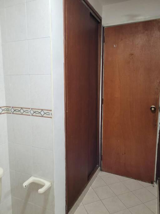 Apartaestudio 408 Barrio La Flora Cali