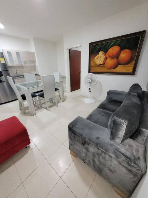 Apartaestudio 408 Barrio La Flora Cali