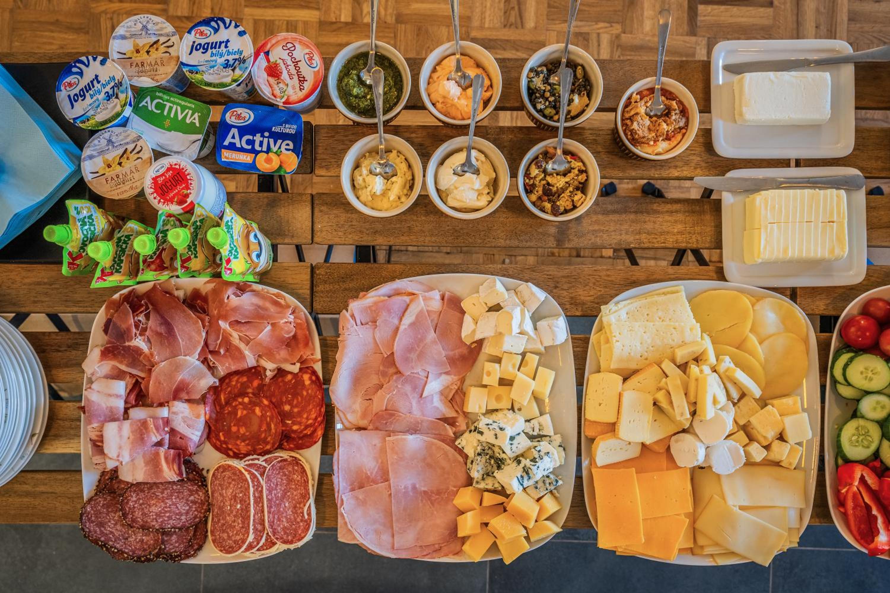 Naturální vinařství DVOREK - Penzion, Bistro & Wellness