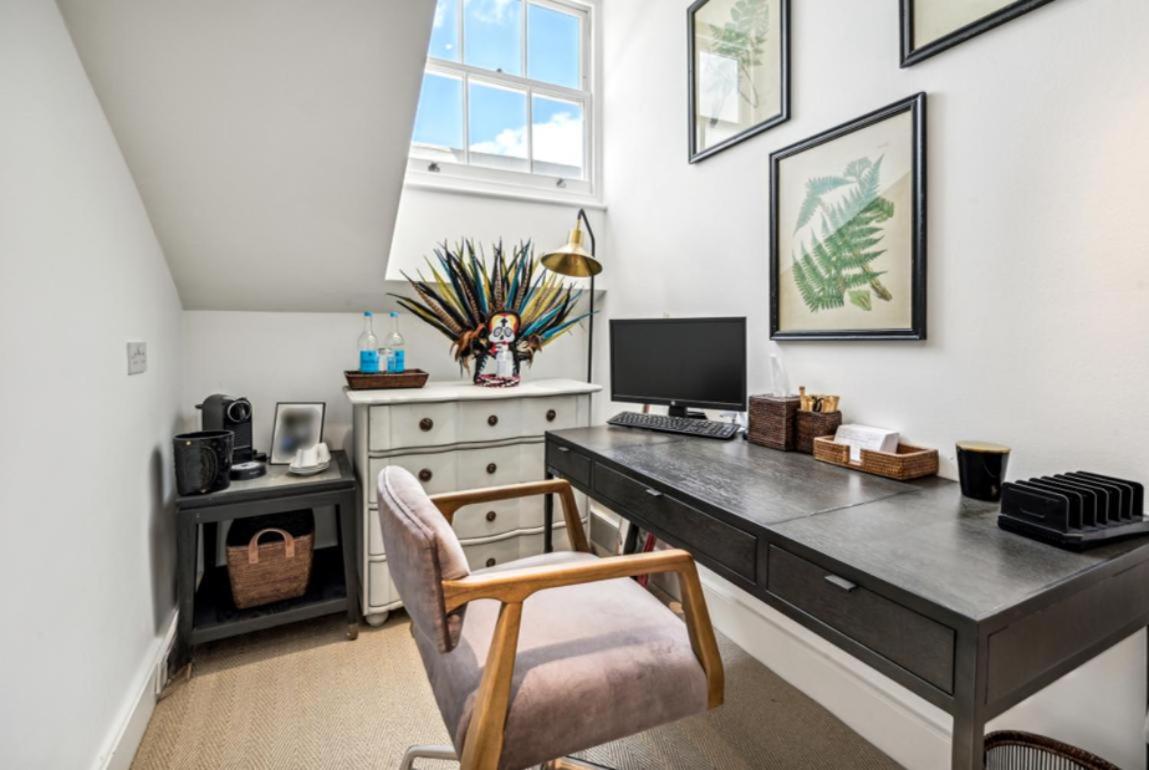 Veeve - Paradise in Notting Hill