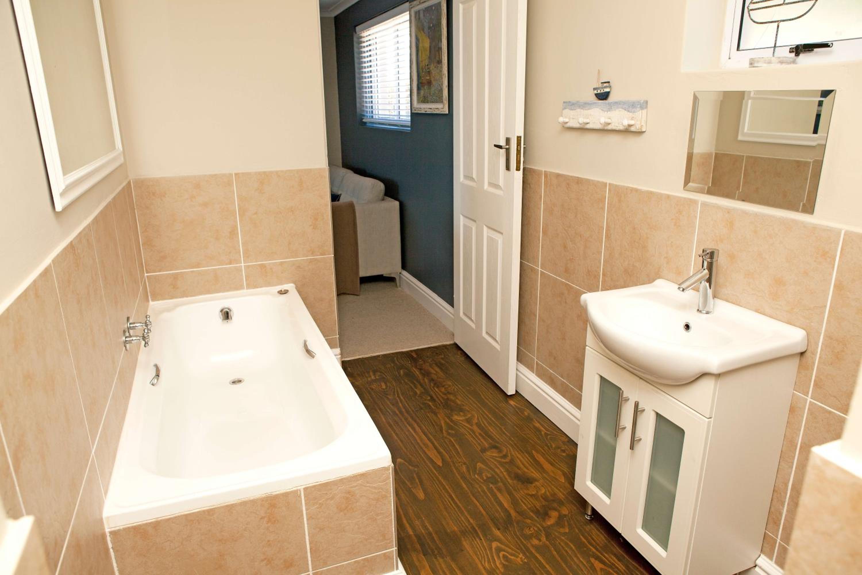 Seabreeze Luxury Two Bedroom Self Catering Penthouse