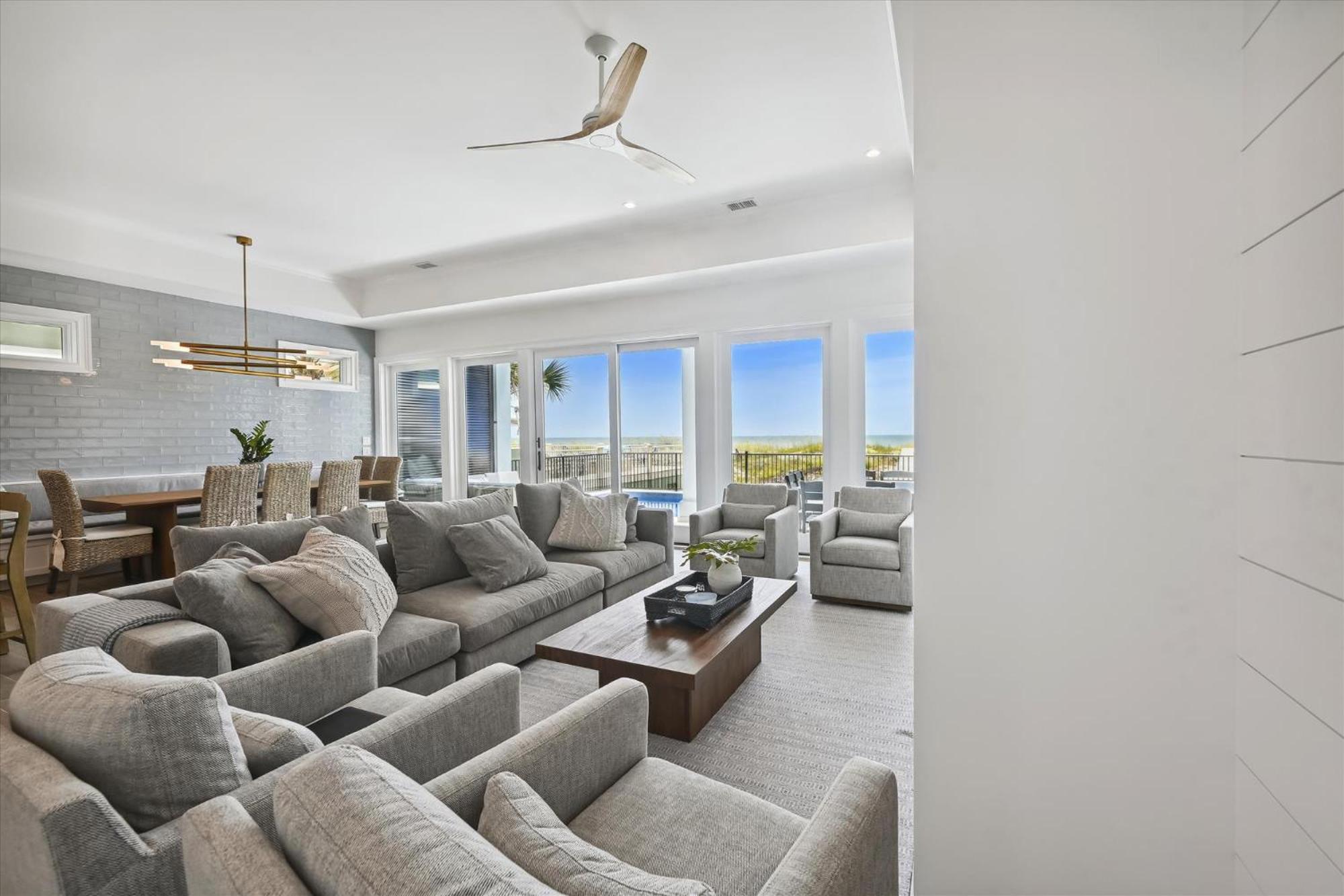 3 Singleton Beach - Oceanfront Estate, Private Pool, Elevator, FREE Activities Included view 5